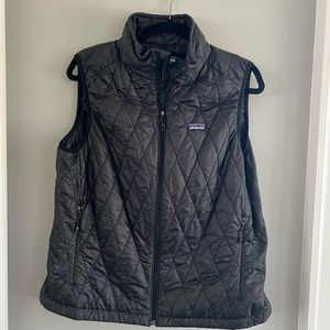 VEST- Patagonia, Black light quilted